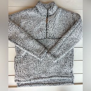 Time & Tru Gray Fuzzy Fleece Long Sleeve Quarter Zip Pullover Size M